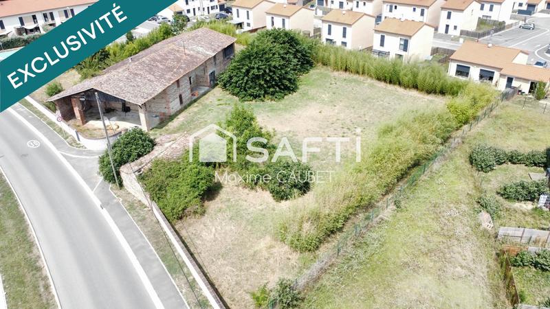 Maison - 330 m² - 1 pièce