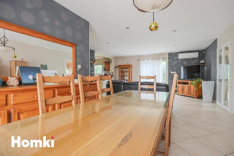 Maison - 200 m² - 4 pièces