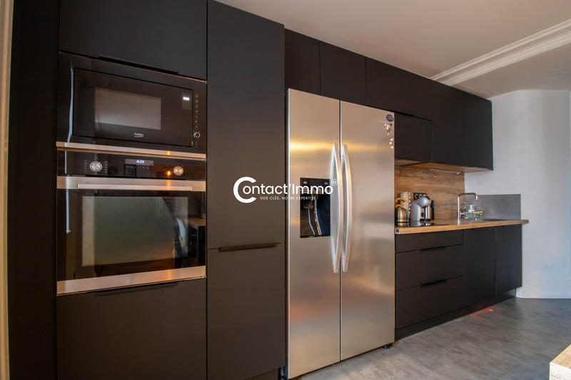 Appartement - 100 m² - 5 pièces