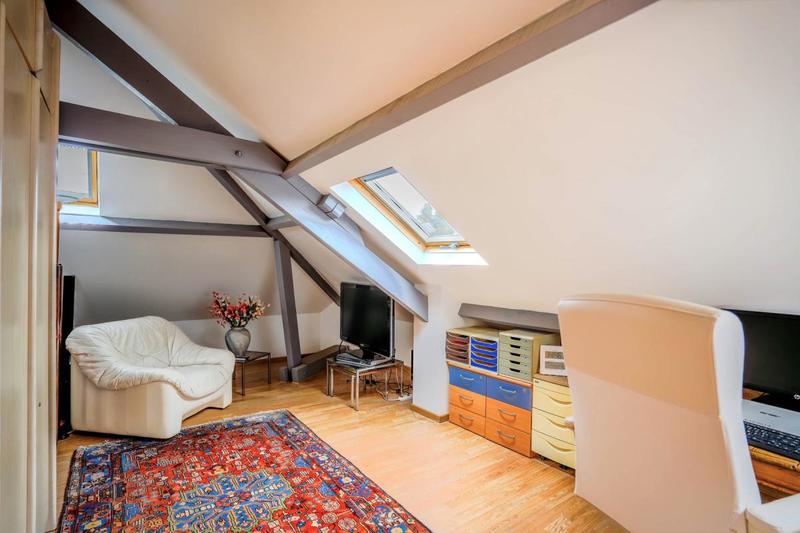 Maison - 137 m² - 7 pièces