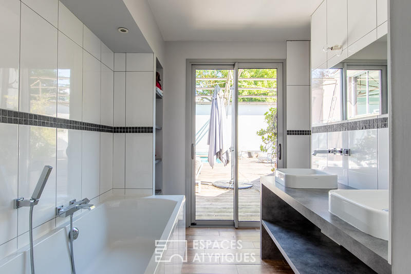 Maison - 220 m² - 7 pièces