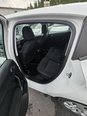 Peugeot 208 1.6 Blue-HDi 75ch Active Business