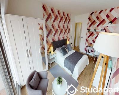 Chambre - 80 m² - 1 pièce