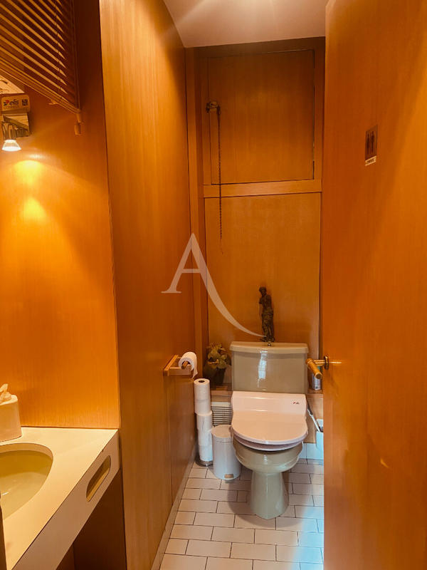 Appartement - 79 m² - 4 pièces