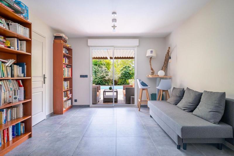 Maison traditionnelle - 153 m² - 6 pièces