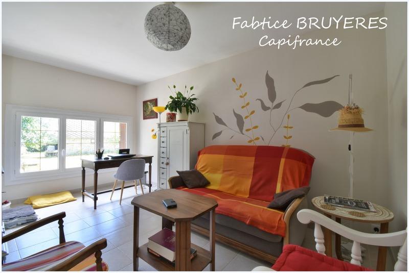 Maison - 247 m² - 8 pièces