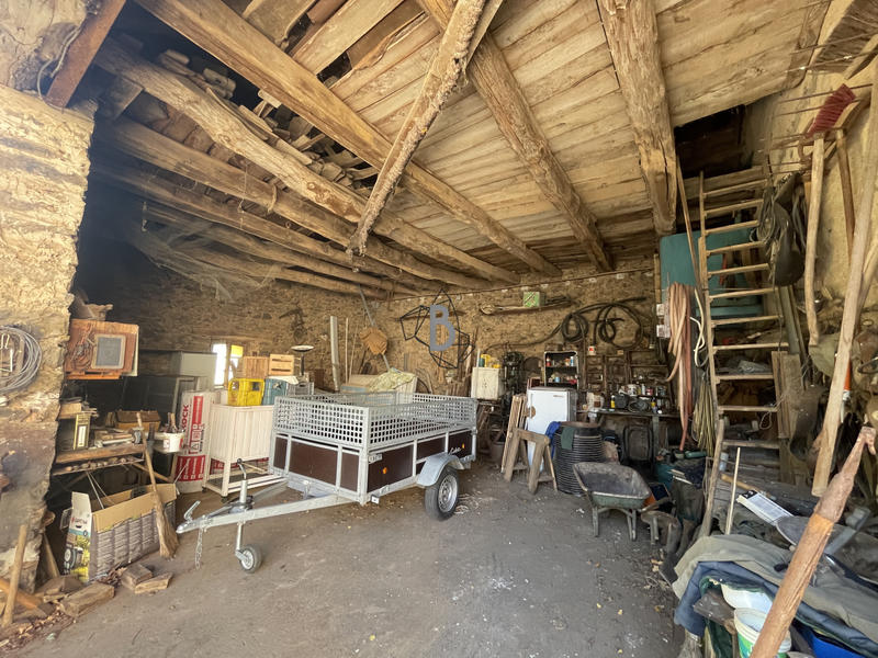 Maison - 240 m² - 8 pièces