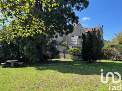 Studio - 25 m² - 1 pièce