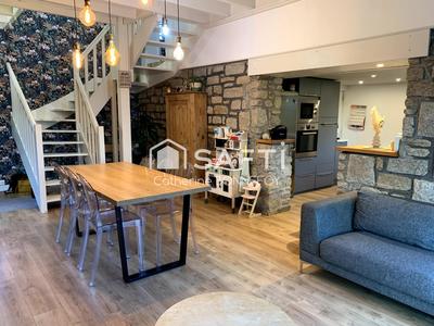 Maison - 190 m² - 11 pièces