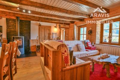 Maison - 111 m² - 6 pièces