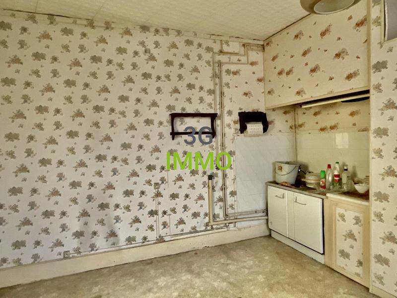 Immeuble - 60 m² - 5 pièces