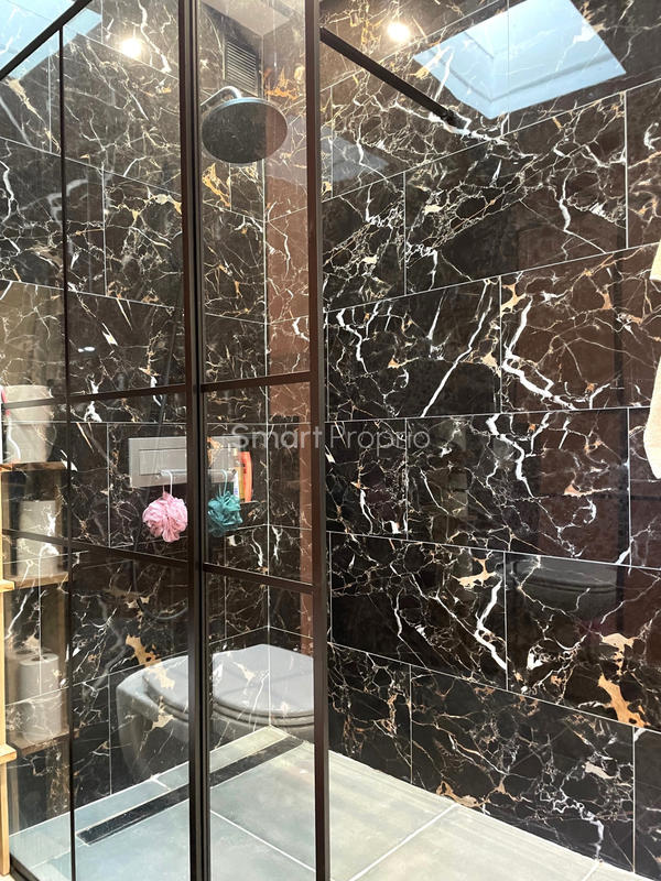 Maison - 197 m² - 6 pièces