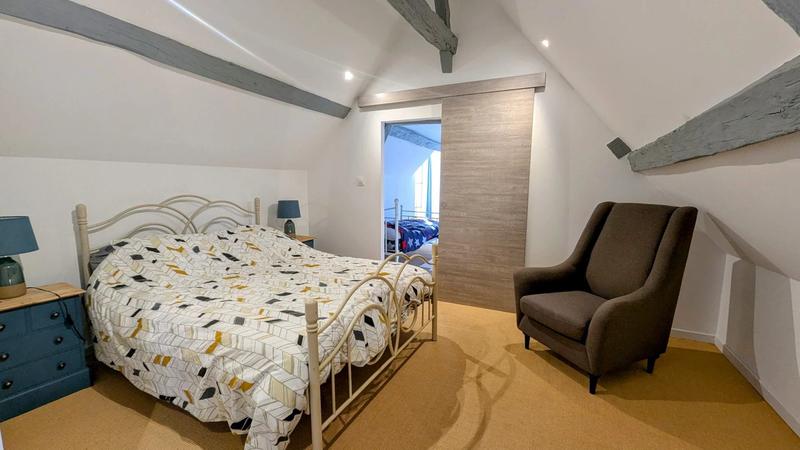 Maison - 370 m² - 10 pièces