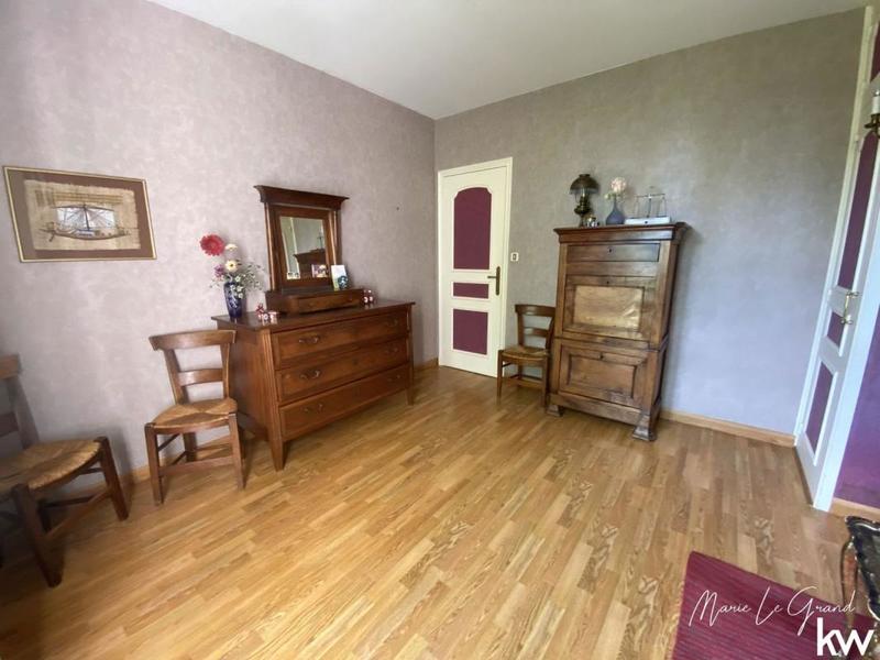 Maison - 201 m² - 7 pièces