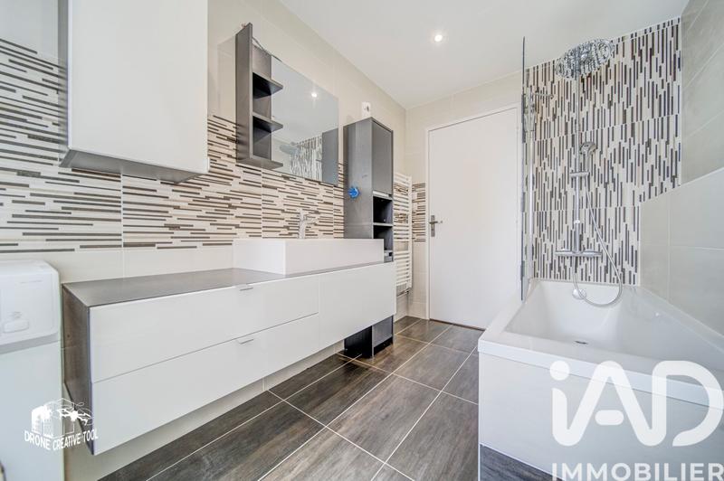 Appartement - 84 m² - 4 pièces