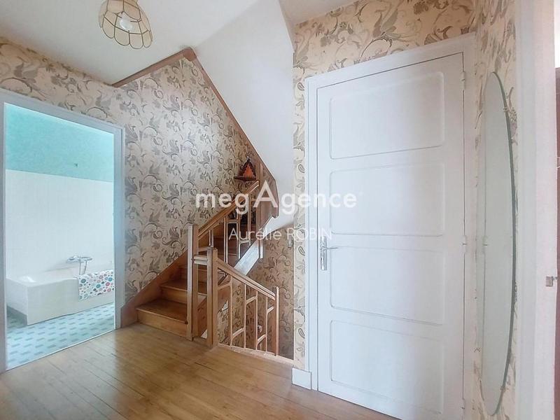 Maison - 90 m² - 5 pièces