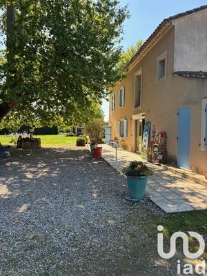 Maison - 197 m² - 8 pièces