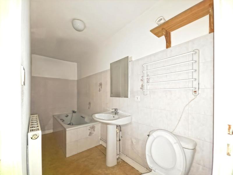 Maison - 86 m² - 5 pièces