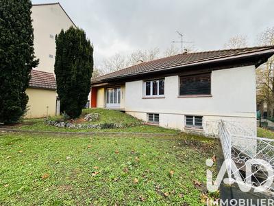 Maison - 92 m² - 4 pièces