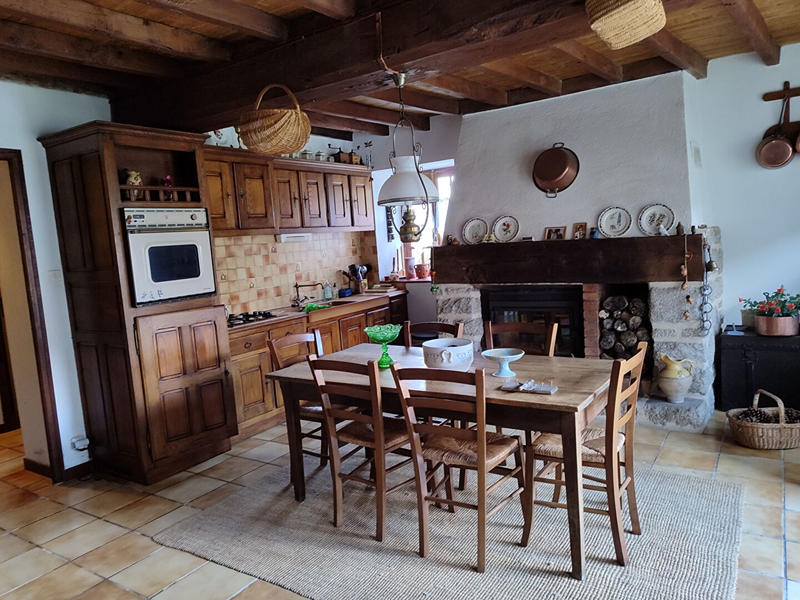 Maison - 110 m² - 4 pièces