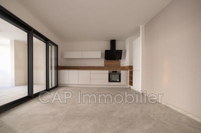 Appartement - 101 m² - 4 pièces