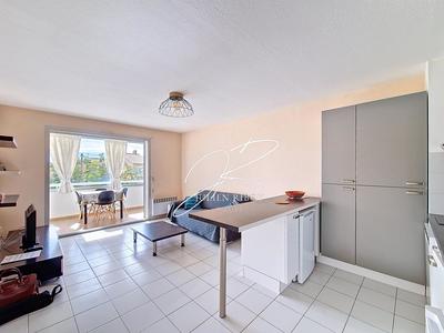 Appartement - 46 m² - 3 pièces