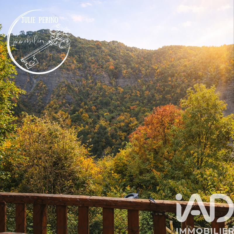 Maison - 133 m² - 5 pièces