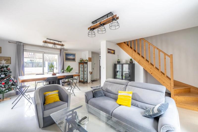 Maison - 118 m² - 5 pièces