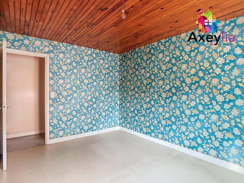 Maison de village - 220 m² - 8 pièces