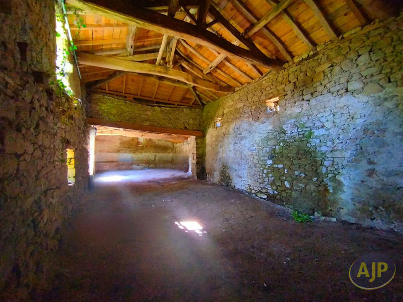 Maison - 90 m² - 2 pièces