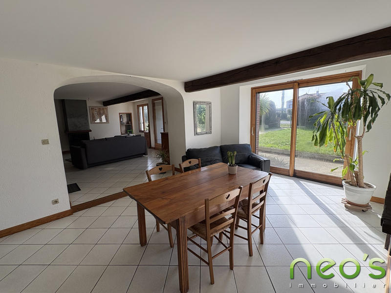 Maison ancienne - 142 m² - 6 pièces