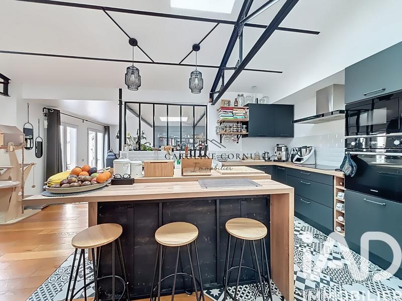 Loft - 78 m² - 3 pièces