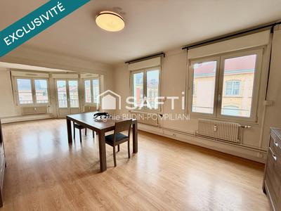 Appartement - 111 m² - 5 pièces