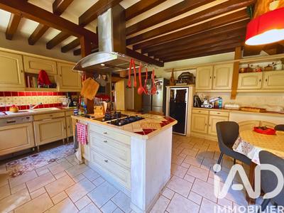 Maison - 178 m² - 8 pièces