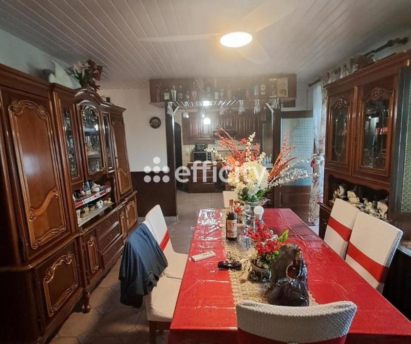 Maison - 141 m² - 7 pièces