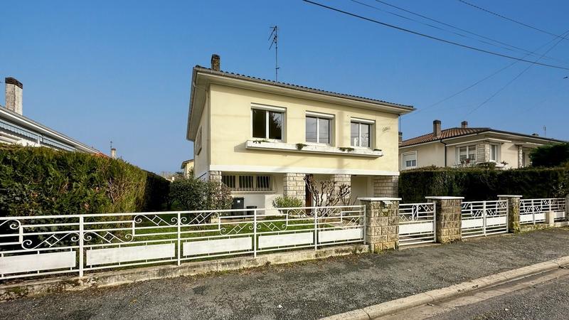 Maison - 138 m² - 6 pièces