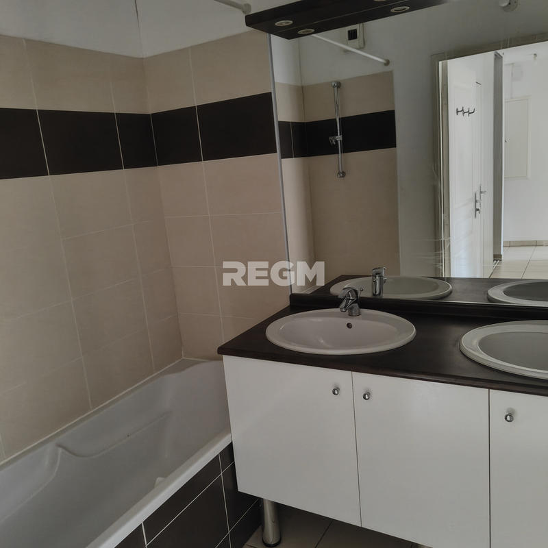 Appartement - 84 m² - 4 pièces