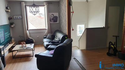 Maison - 93 m² - 5 pièces