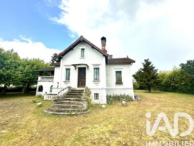 Maison - 170 m² - 12 pièces