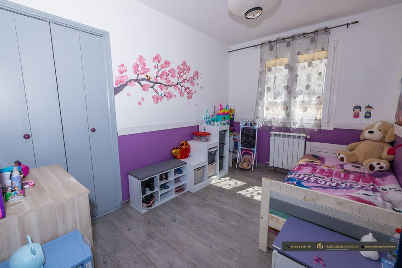 Maison traditionnelle - 143 m² - 5 pièces