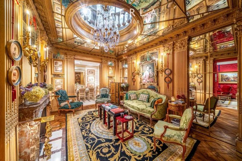 Appartement - 300 m² - 7 pièces