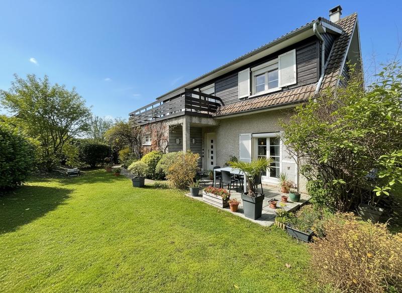 Maison - 130 m² - 6 pièces