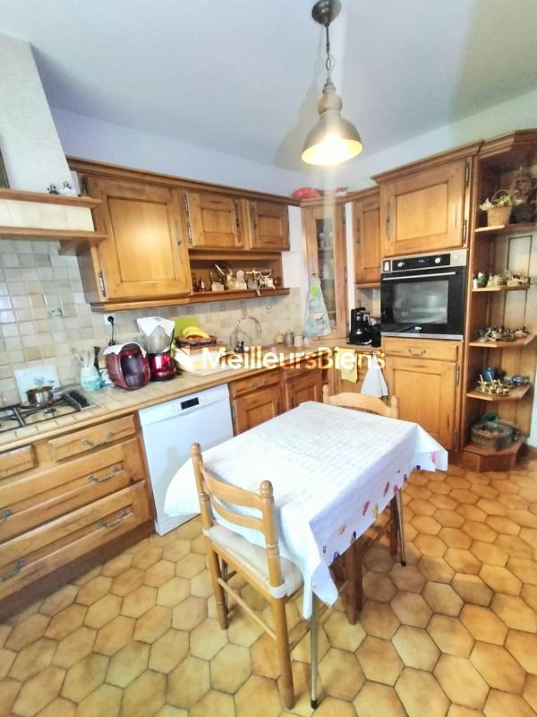 Maison - 121 m² - 6 pièces