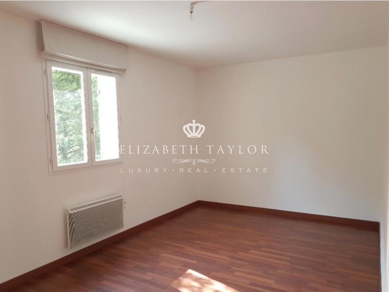 Maison - 166 m² - 7 pièces