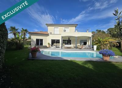 Maison - 180 m² - 5 pièces