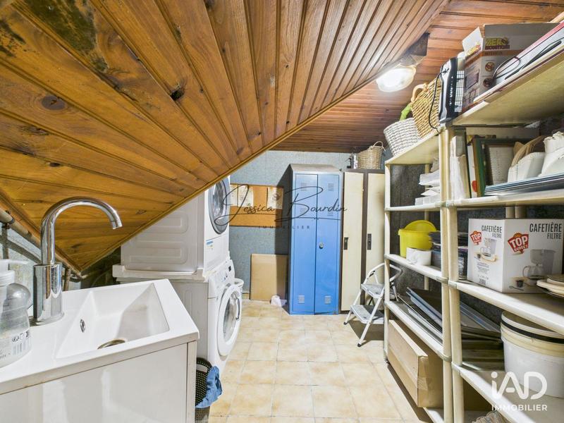 Local commercial - 244 m²