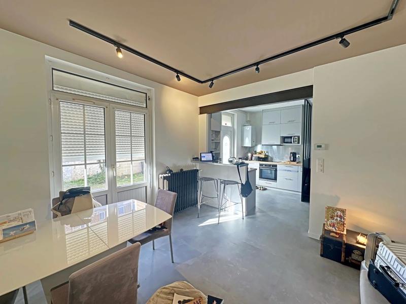 Maison - 64 m² - 3 pièces