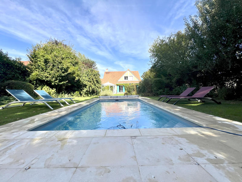 Villa - 180 m² - 7 pièces