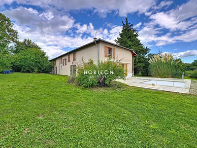 Ferme - 334 m² - 7 pièces