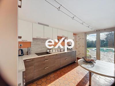 Maison - 158 m² - 6 pièces